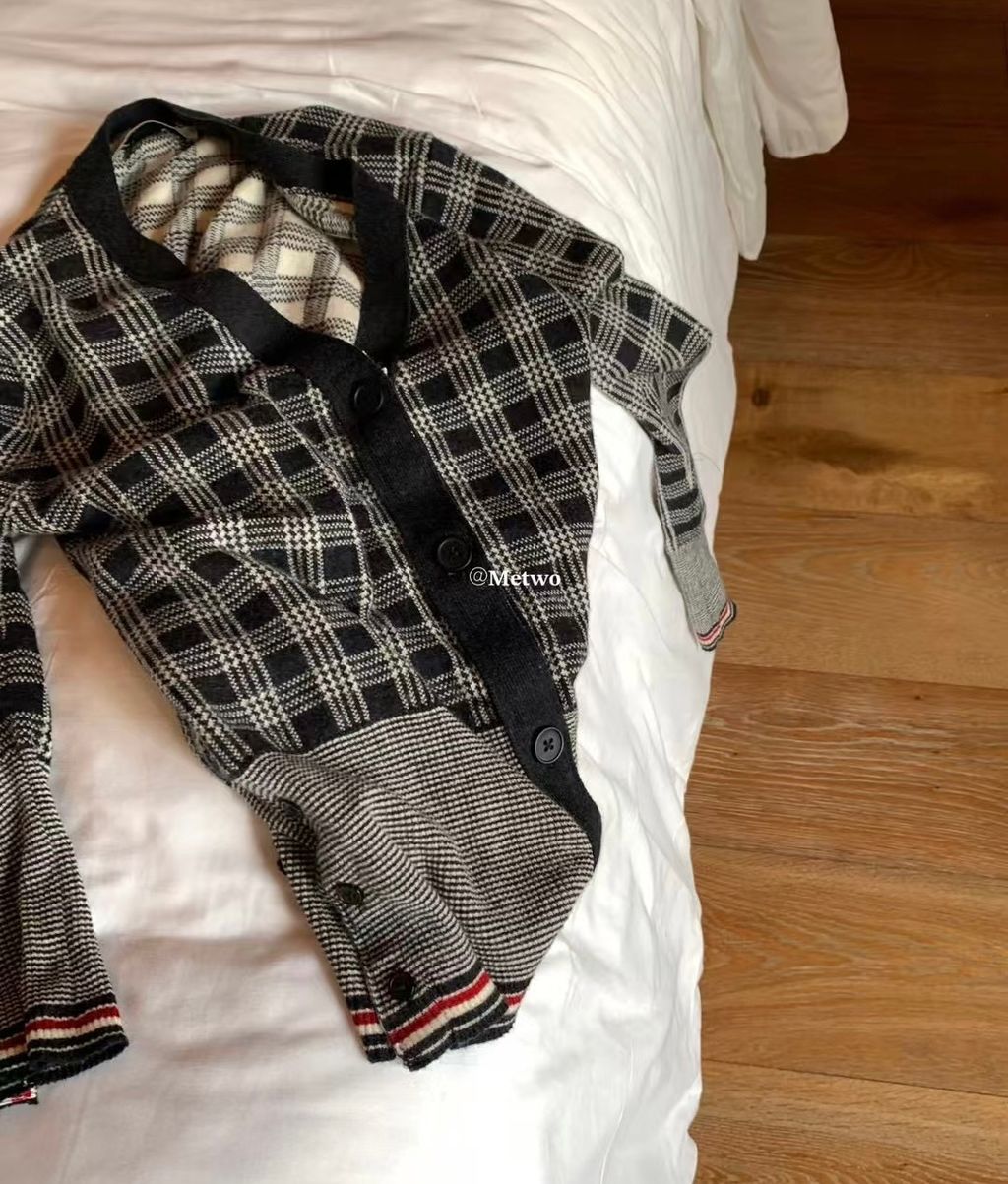 2CF8F442-7B0E-4859-A34C-F138870C3B23