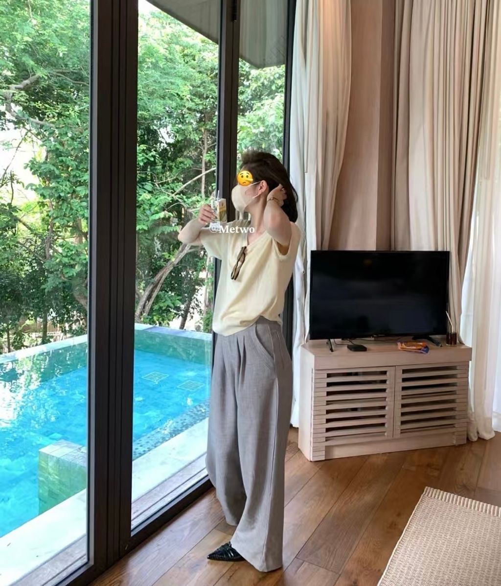 A093DC18-2FF1-4224-8FDB-A15D070FF3BA