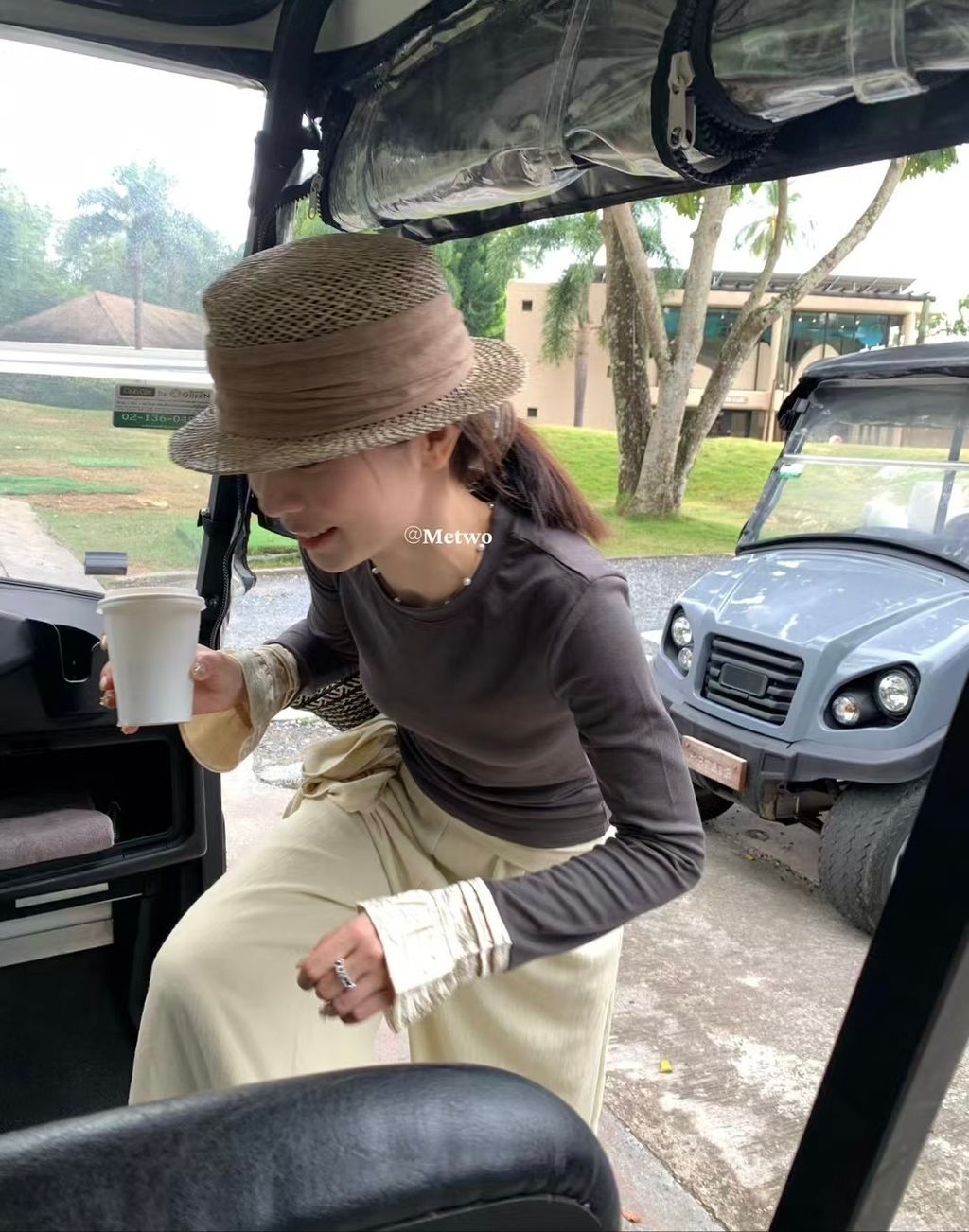 BCA2AC94-D9B2-414D-876D-C70475FBBBE8