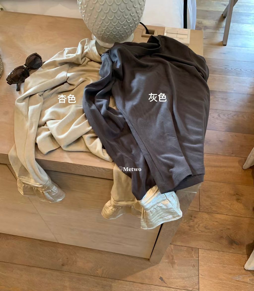 B1581E7B-FE2A-4B47-8F91-B7B92F2E1FCD