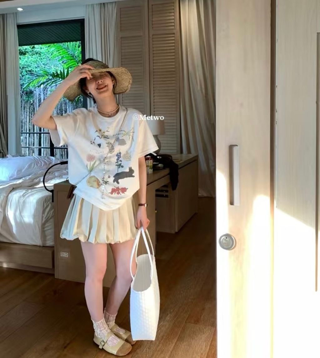 A076F423-4BB7-4C8F-B687-A81F5CDBFA38