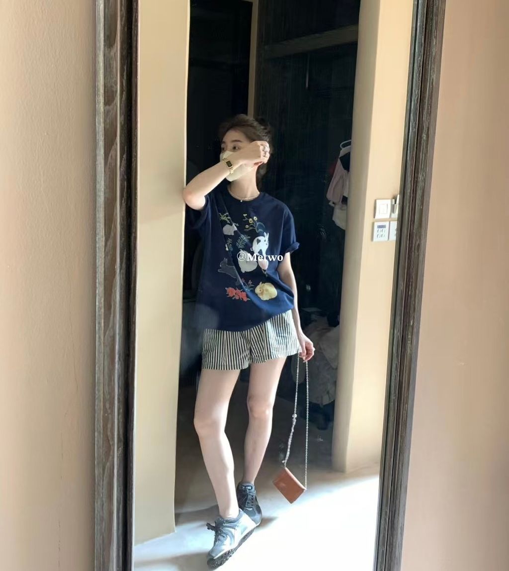 E2F4980E-1951-47E0-ABBF-DDFB8A34B9AC