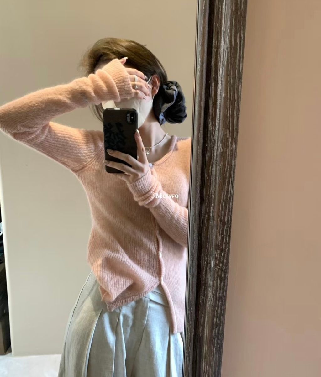 1E7BF75C-8D65-495D-9515-3592419F1881