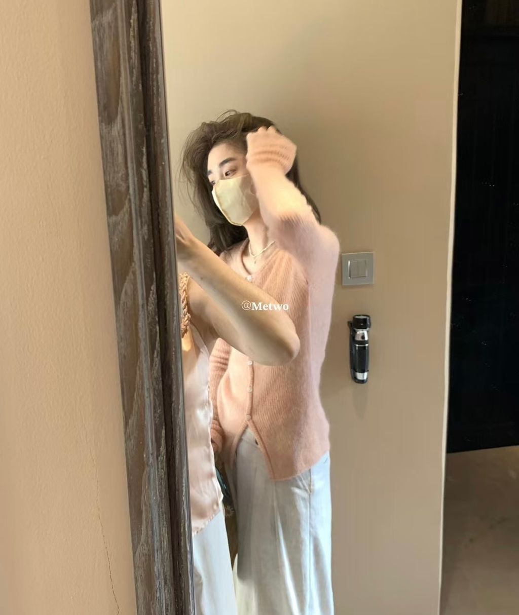 427E0062-5F8F-4729-A704-1F63BE1A7010