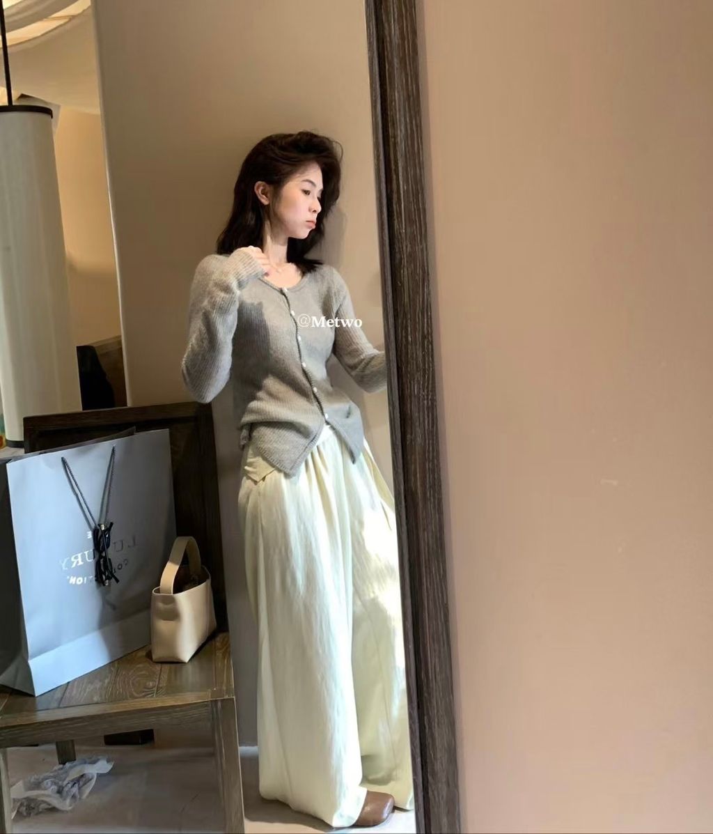 546AF774-E0B6-4534-B599-C43A0D87E51E