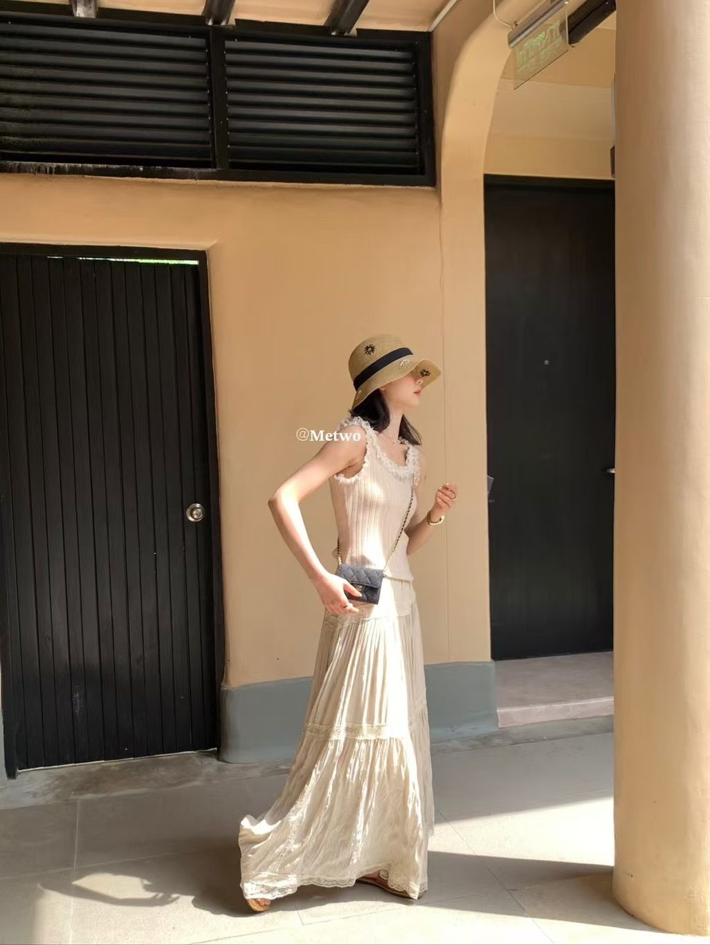 EDF3AA44-08AB-418A-92CB-3D4033E4F0E6