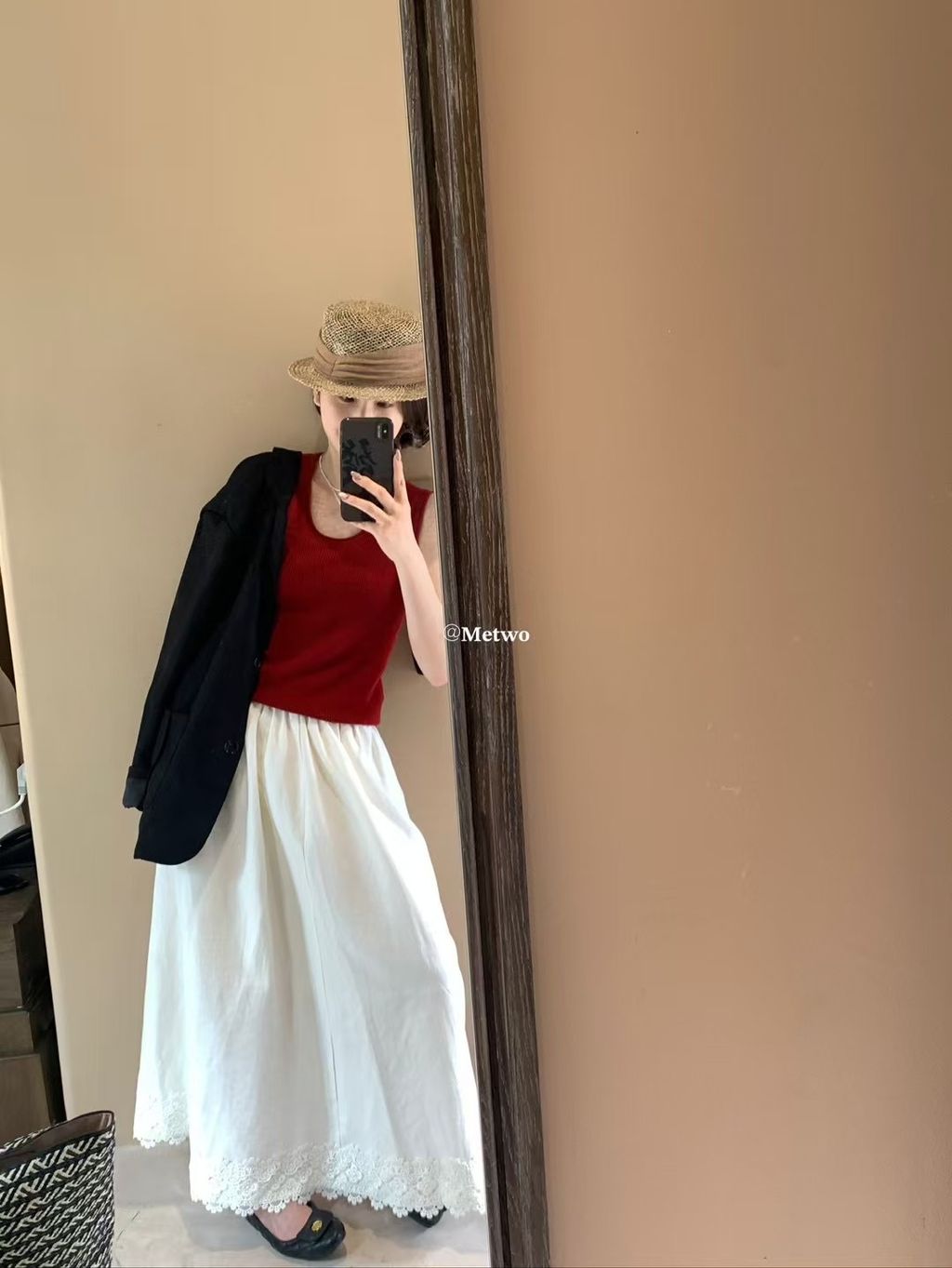 8AD16AD2-A591-480F-8186-F07EBBC5E225