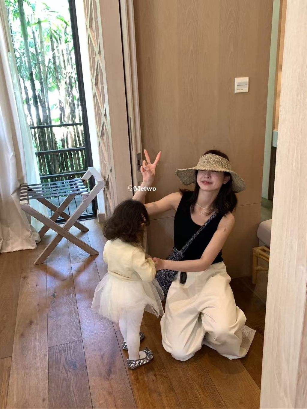 F2FBDE7B-A3C0-4EB0-9E69-DD899DF8C1F8