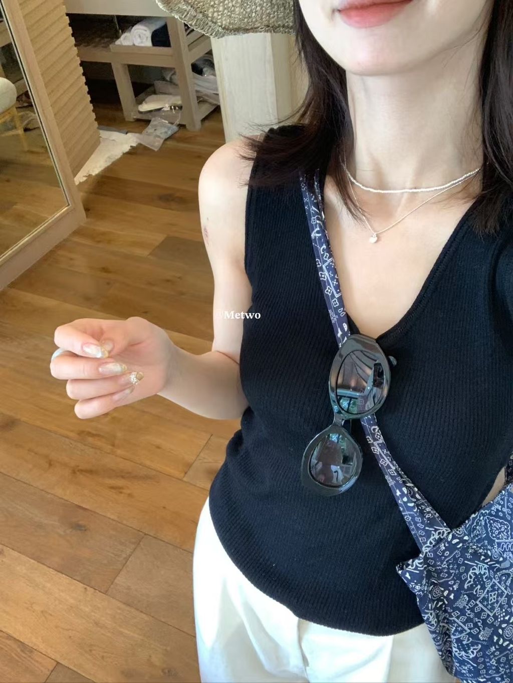 EDB3558B-EE5E-45ED-8CD8-3D22C7B18355