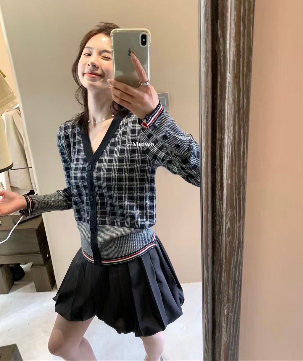 6D8E4646-242B-4B84-B27F-BB4981898CC4