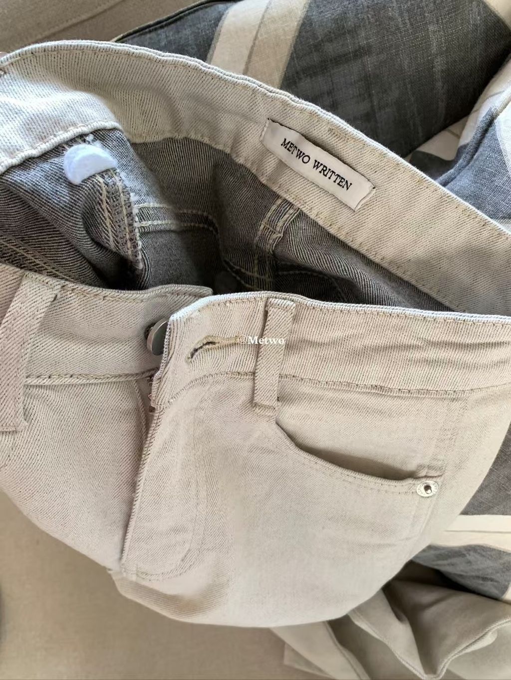 61417A9A-5E57-438F-BA3A-D410CD1D4D46