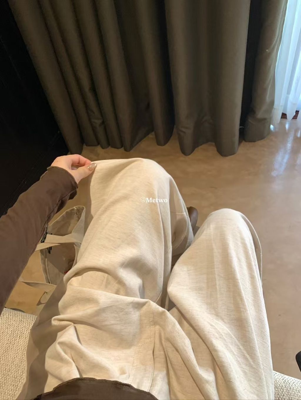 3CB5650A-47E2-4C59-BC7E-D82A76B08ABC