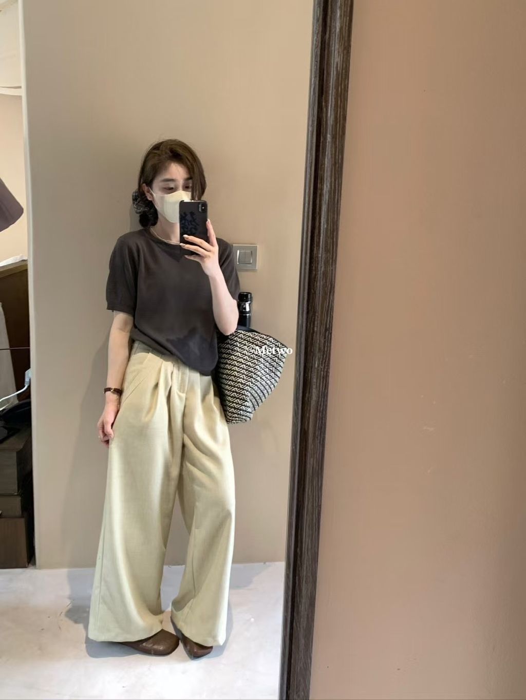 D6C655F8-90FF-4108-B25D-B0E7B3C87373