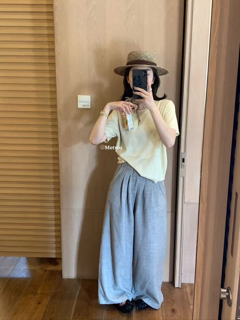 46187F96-5F84-4F81-AAD8-63A30CBA295C