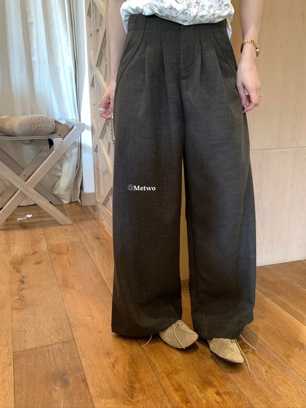 D55376C3-E06E-419A-89A6-DA3BBA49795C