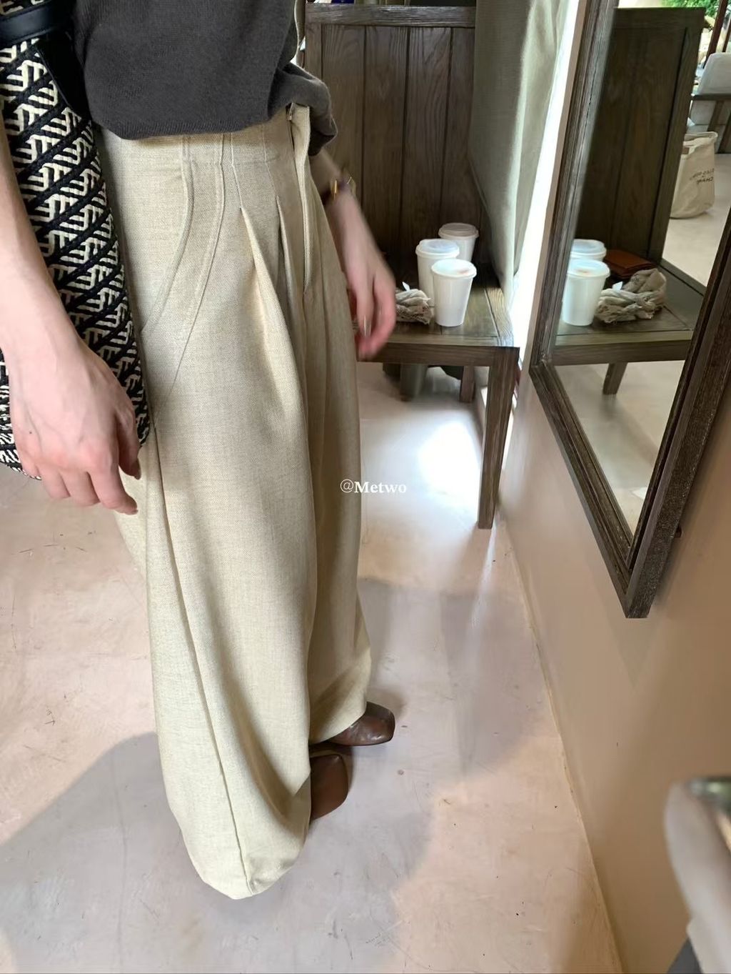 04E2D8A9-789A-44F5-9F4A-5DC30D63E980