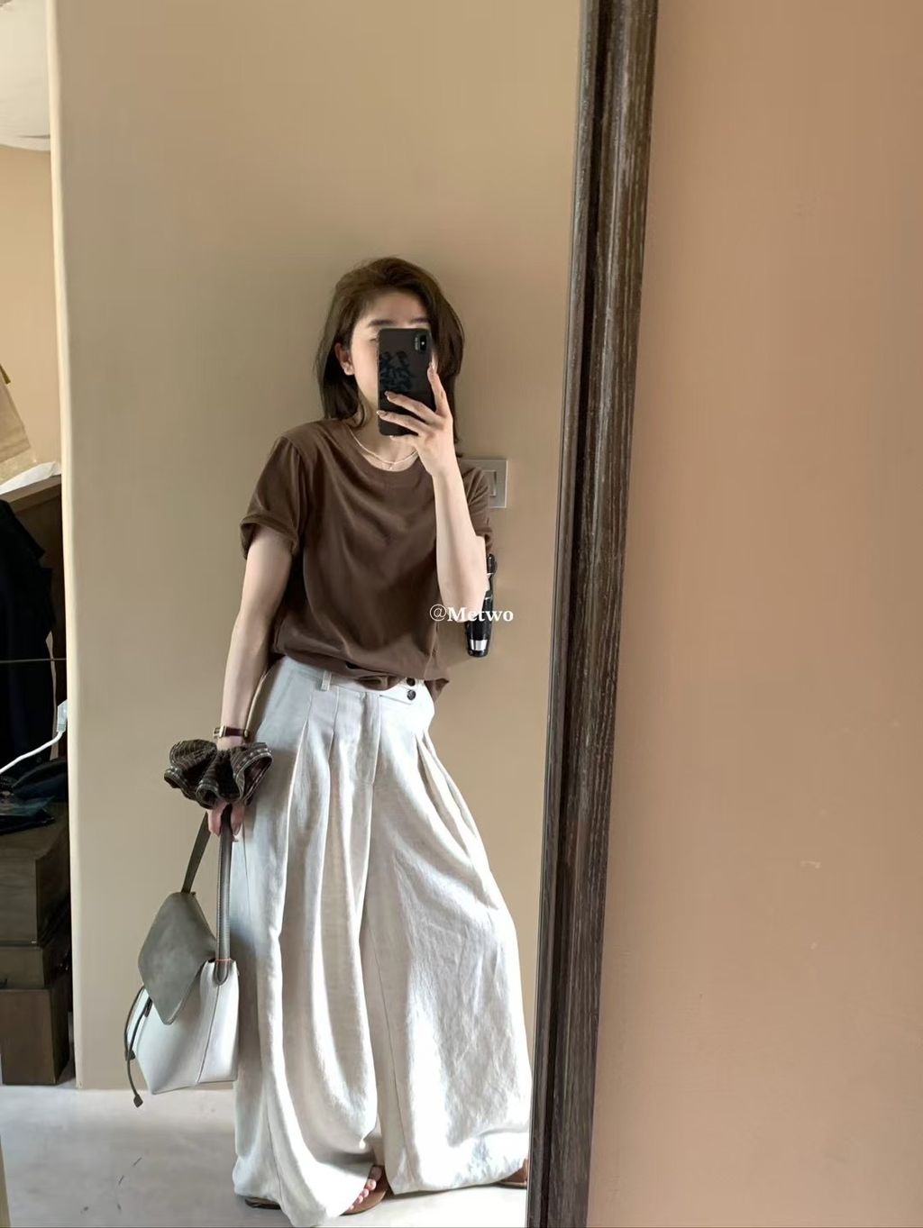 34B18B46-B275-4458-9684-03E99BB1D177