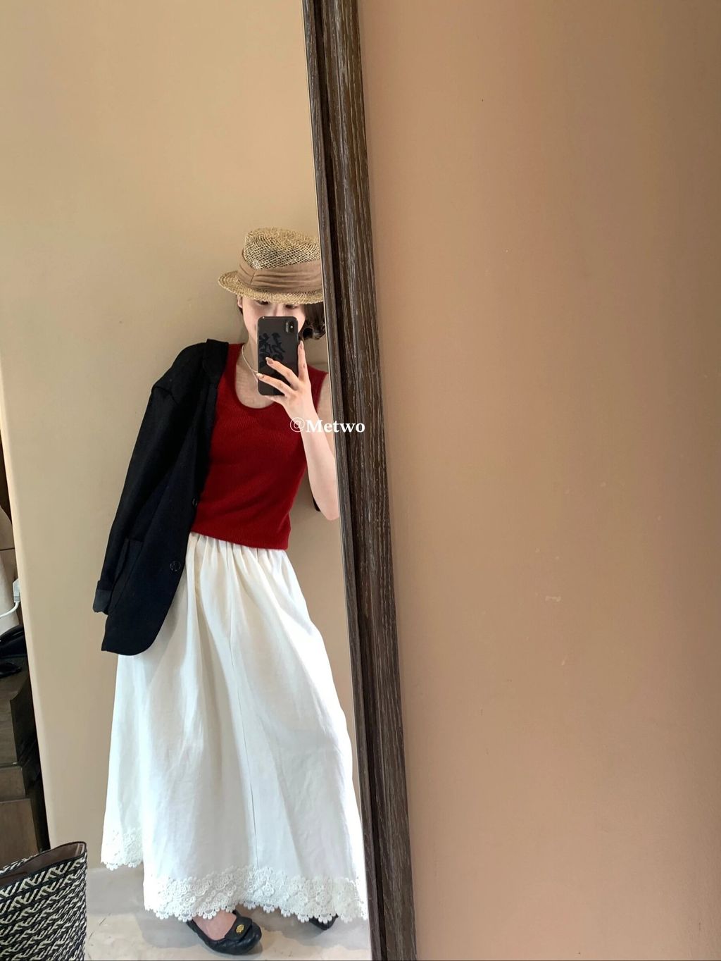 6E4ED930-F446-4FBC-AD66-B2C598879D1D