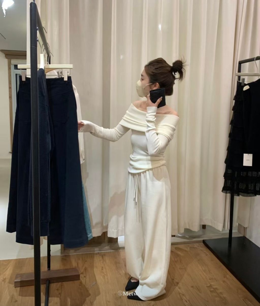 FFB46F7C-1BCA-451E-A7E3-BD8DD4B793F1