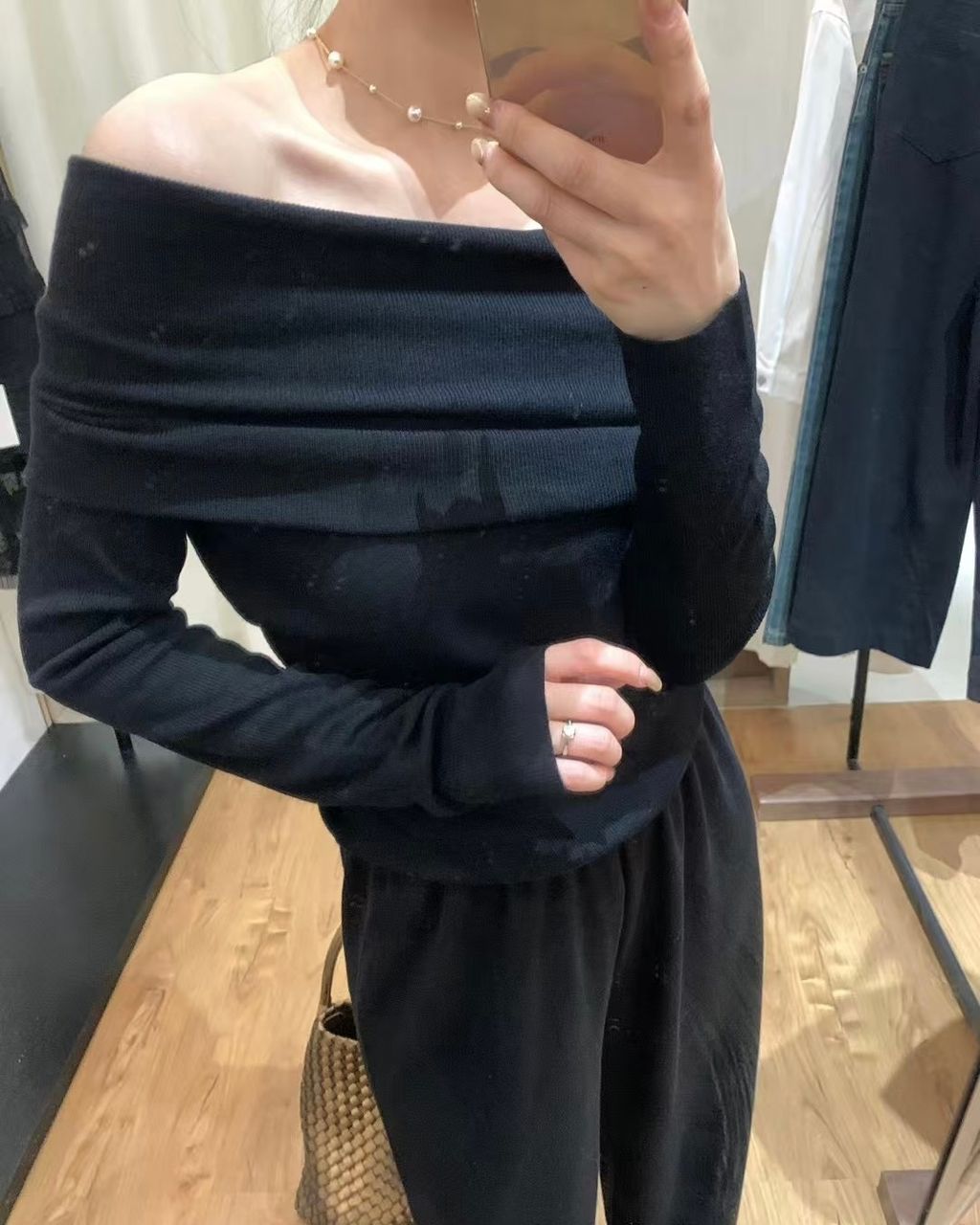 91A671AB-F5C0-4AD7-A4F9-1CBAEE2F8496