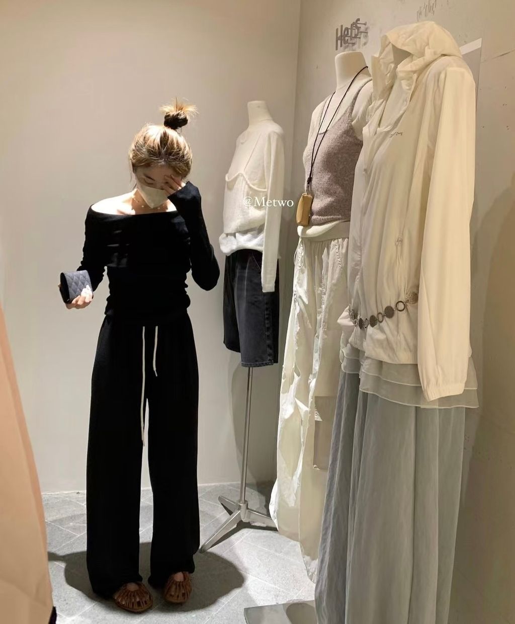 4A979C2D-B05A-40B0-8253-071EF9837E01