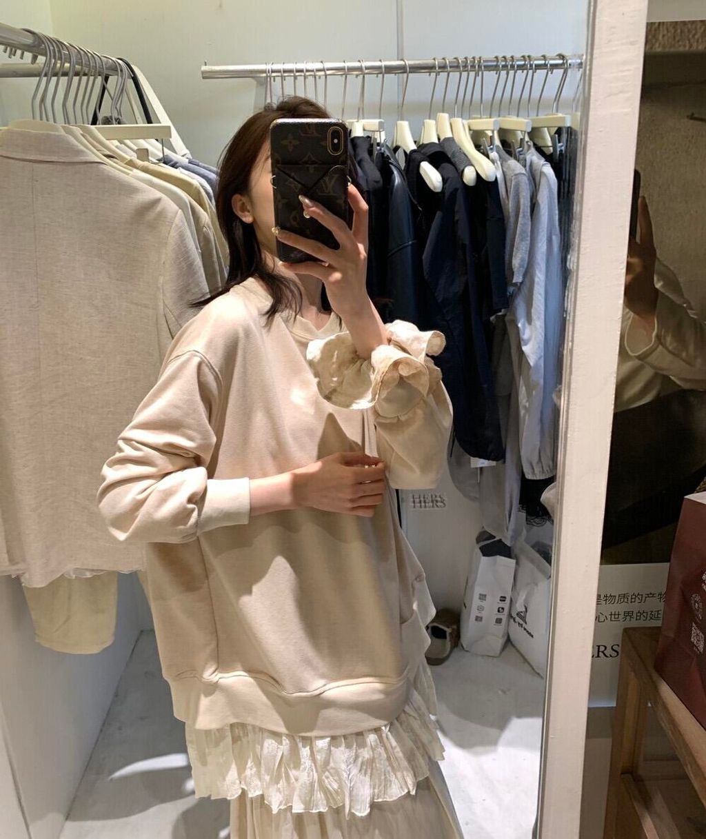 060C7B8C-C1F5-4117-BEC0-1E60F250AB64