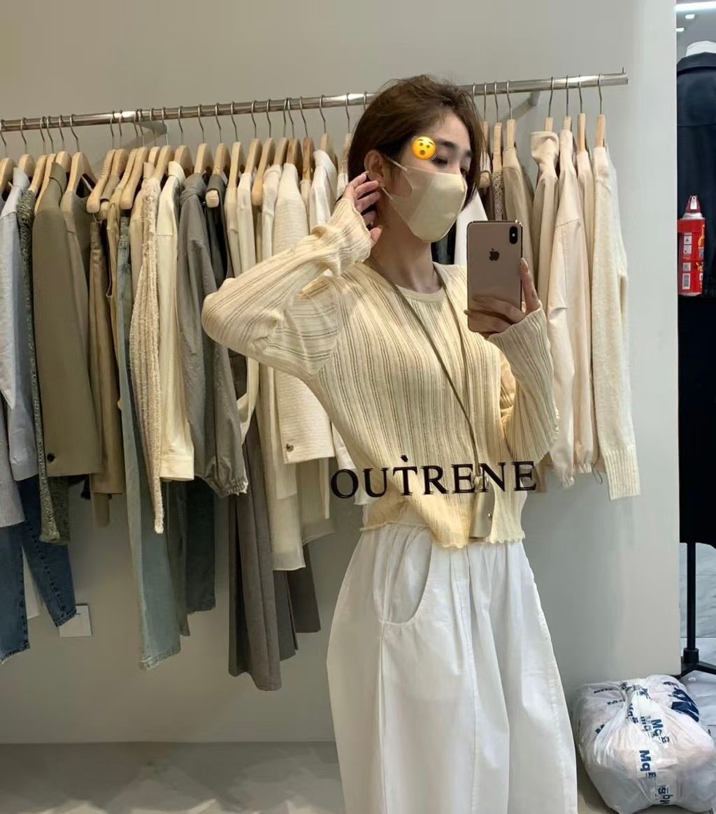 6935B3FD-5777-436A-8968-17680E9372E5