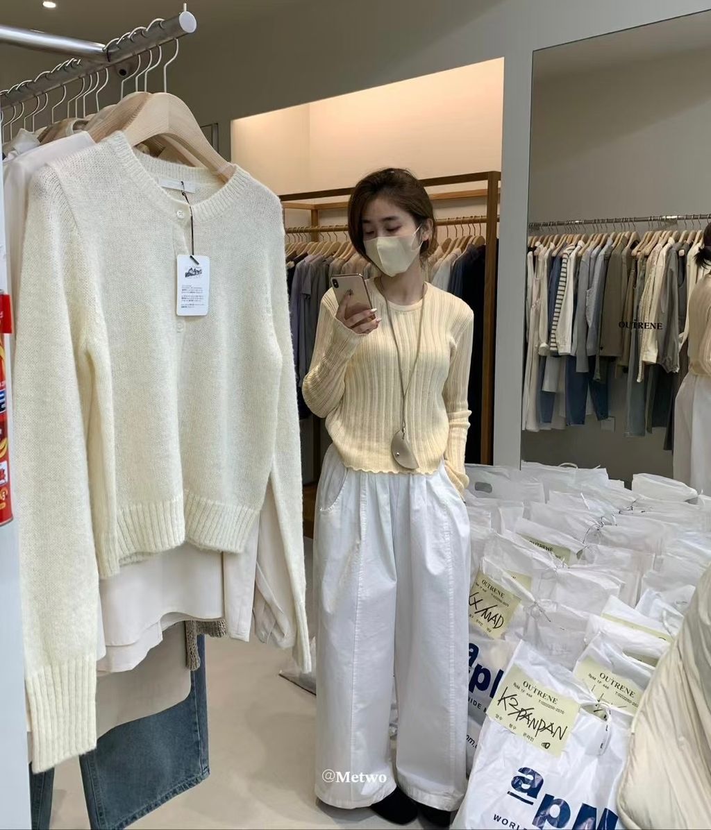 D743A325-F999-448A-8662-E25198C847A7