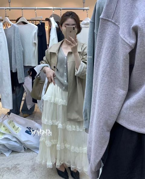 8DD8A1A3-CD5B-483A-AA7E-F66E2450E982