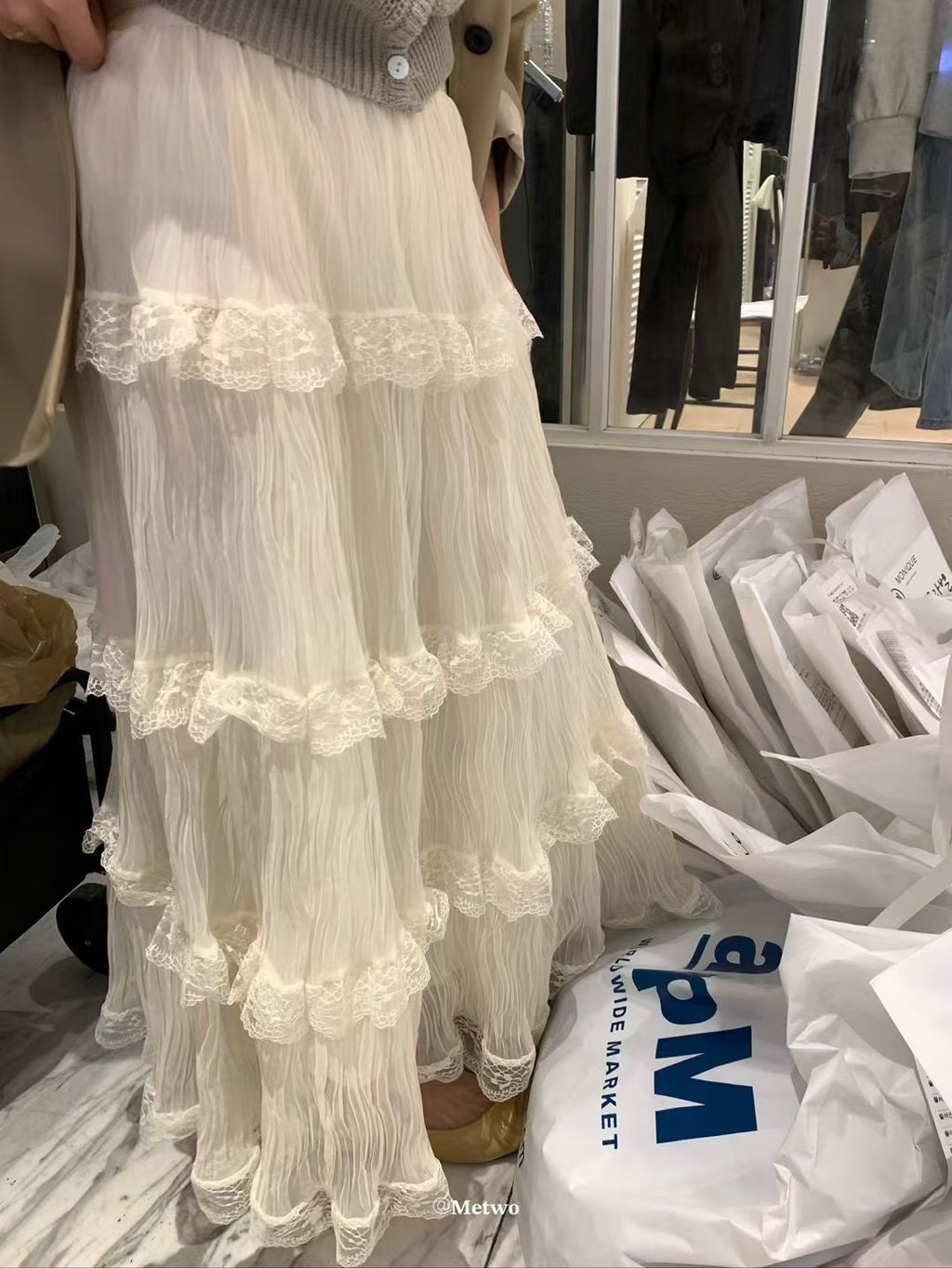 CBF7B486-6A42-4C95-AB29-750AF5A661F0