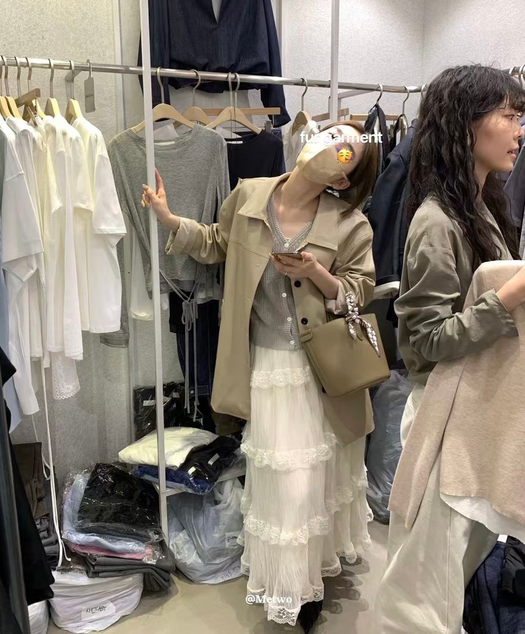 43B5D889-1255-451D-B6F0-859B330CAE80