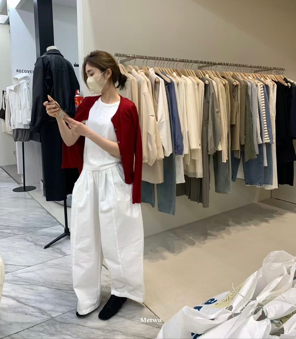 2FBF59BD-CB14-43F3-8378-A7A8E9A1A720