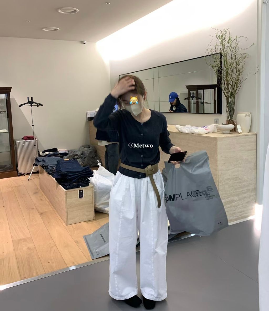 6B060035-771B-4583-99C6-24D8B9E42E68