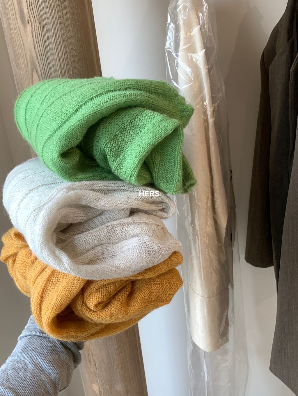 683A823D-A46B-432F-A061-9CE4B1E65B33