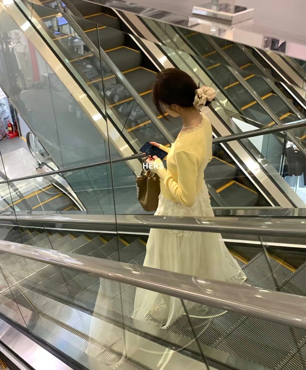 BC74DD1A-9D50-4914-8B6F-D41310CC56BF