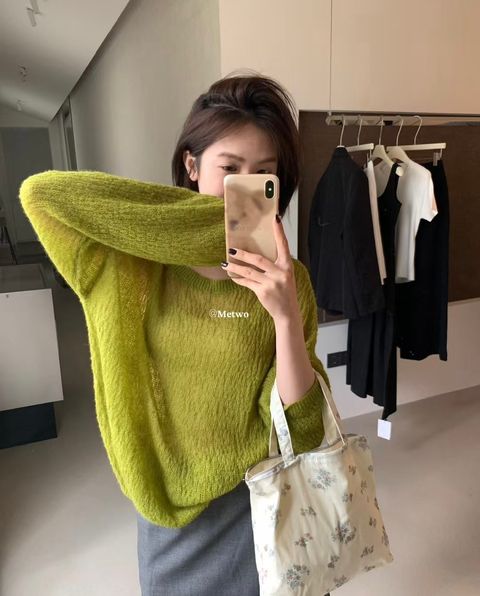 74753D48-52C7-40BF-A3CC-B199AFD0238E