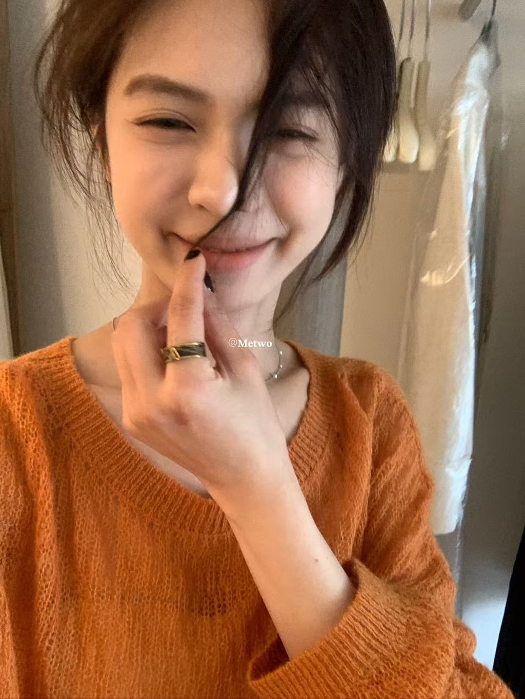 DAE050BF-1920-4B5A-8CAB-3D175A77E8B0