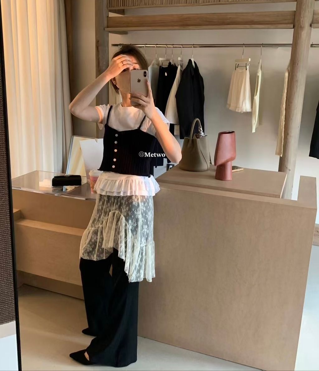 E13B9C76-C0B3-4262-9F51-253518031F29