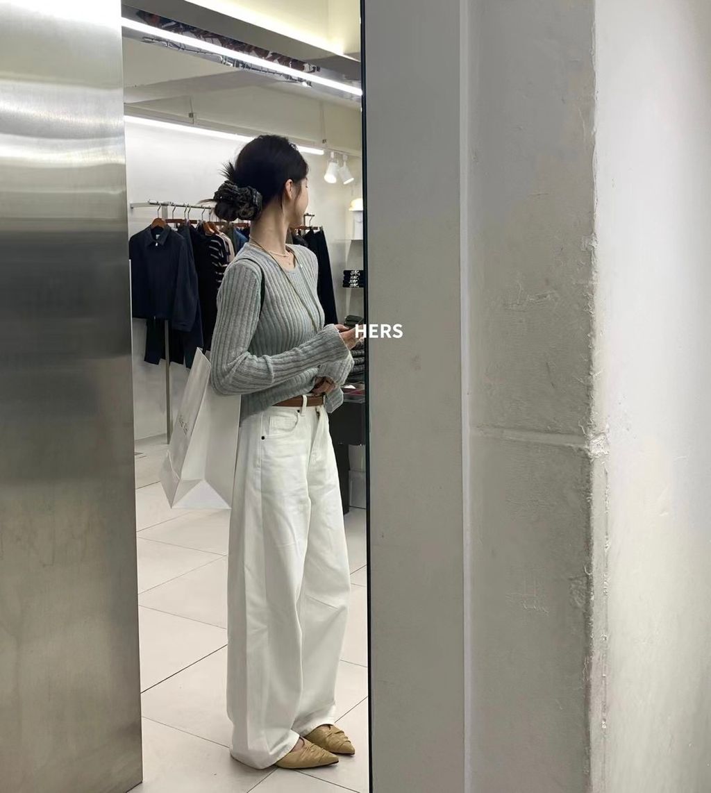 BB8EF54F-680A-45A9-A4DB-96098357BB59