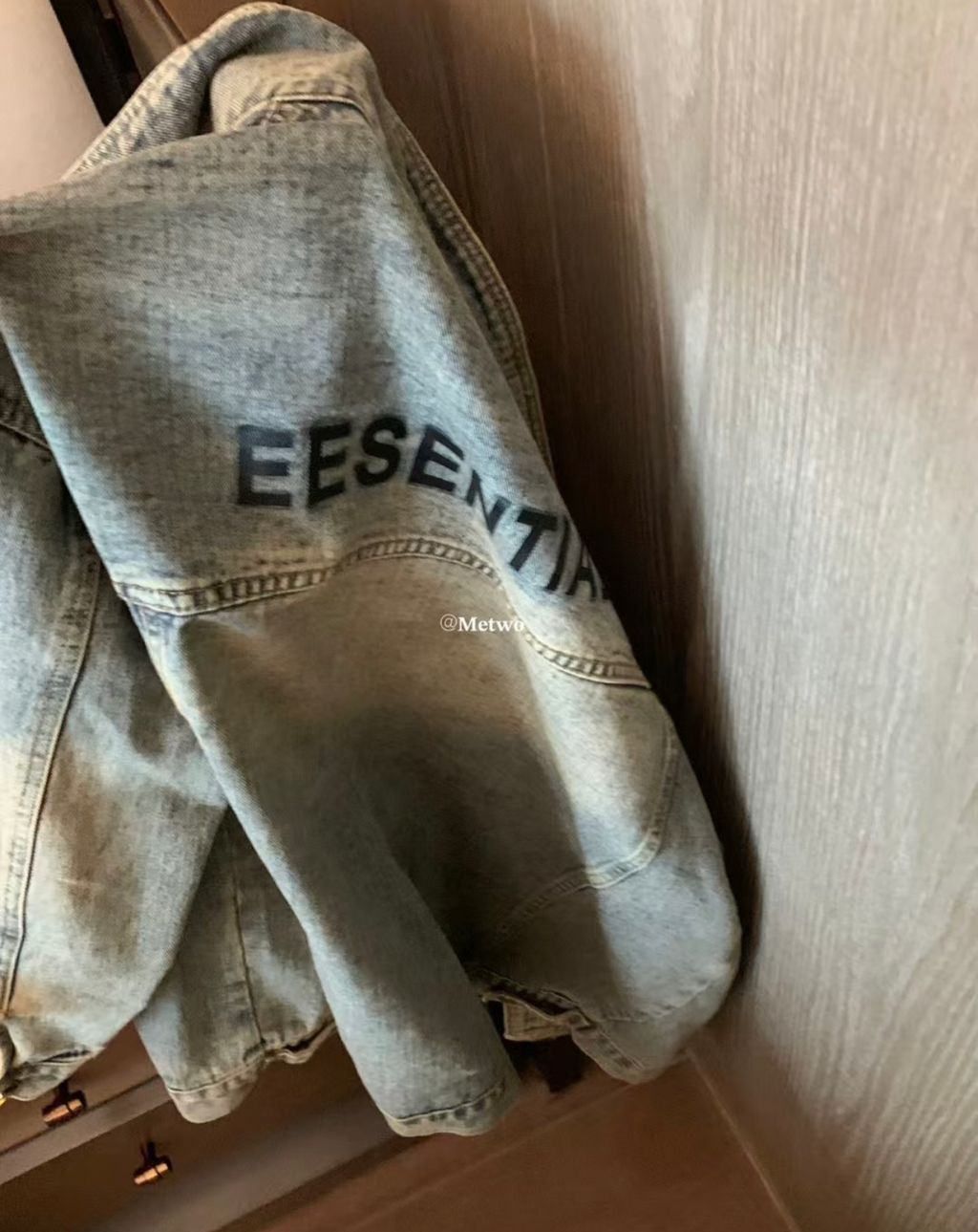 A7A45DD1-B2C8-4A62-A2A5-D5EB45912D21