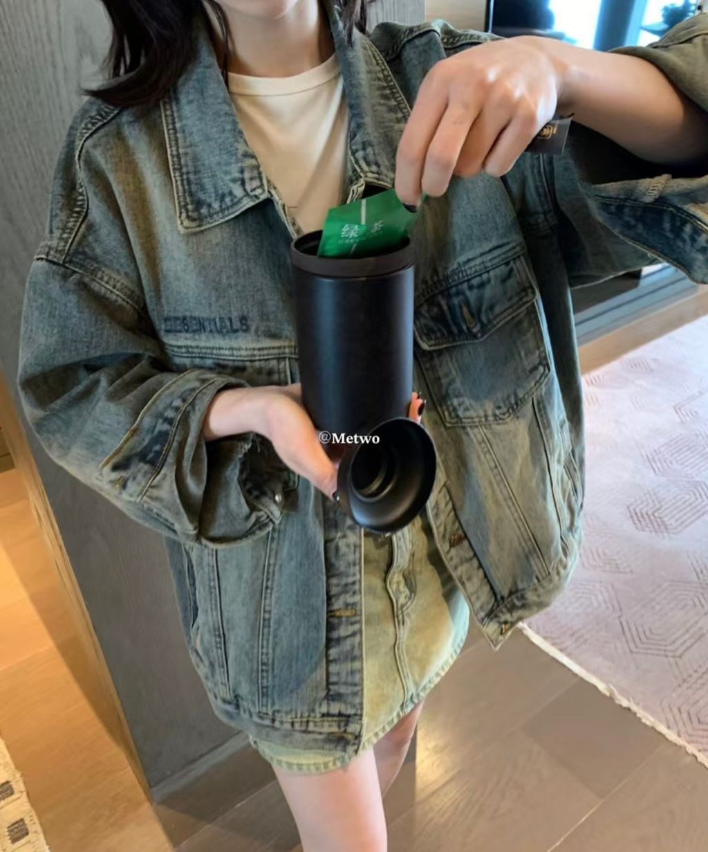 4A8D00FE-E721-440F-B7E3-B38B8D62E00E