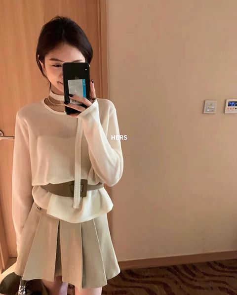 4053B122-6DC8-4462-BC29-703CFC474495