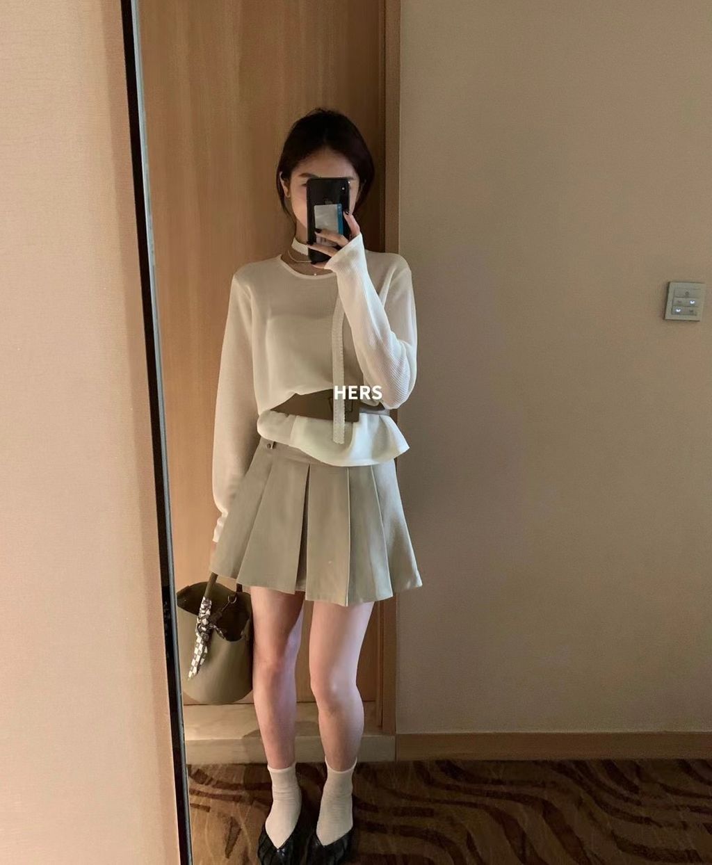 79FE384C-7BE6-4365-B050-F993A14713CD