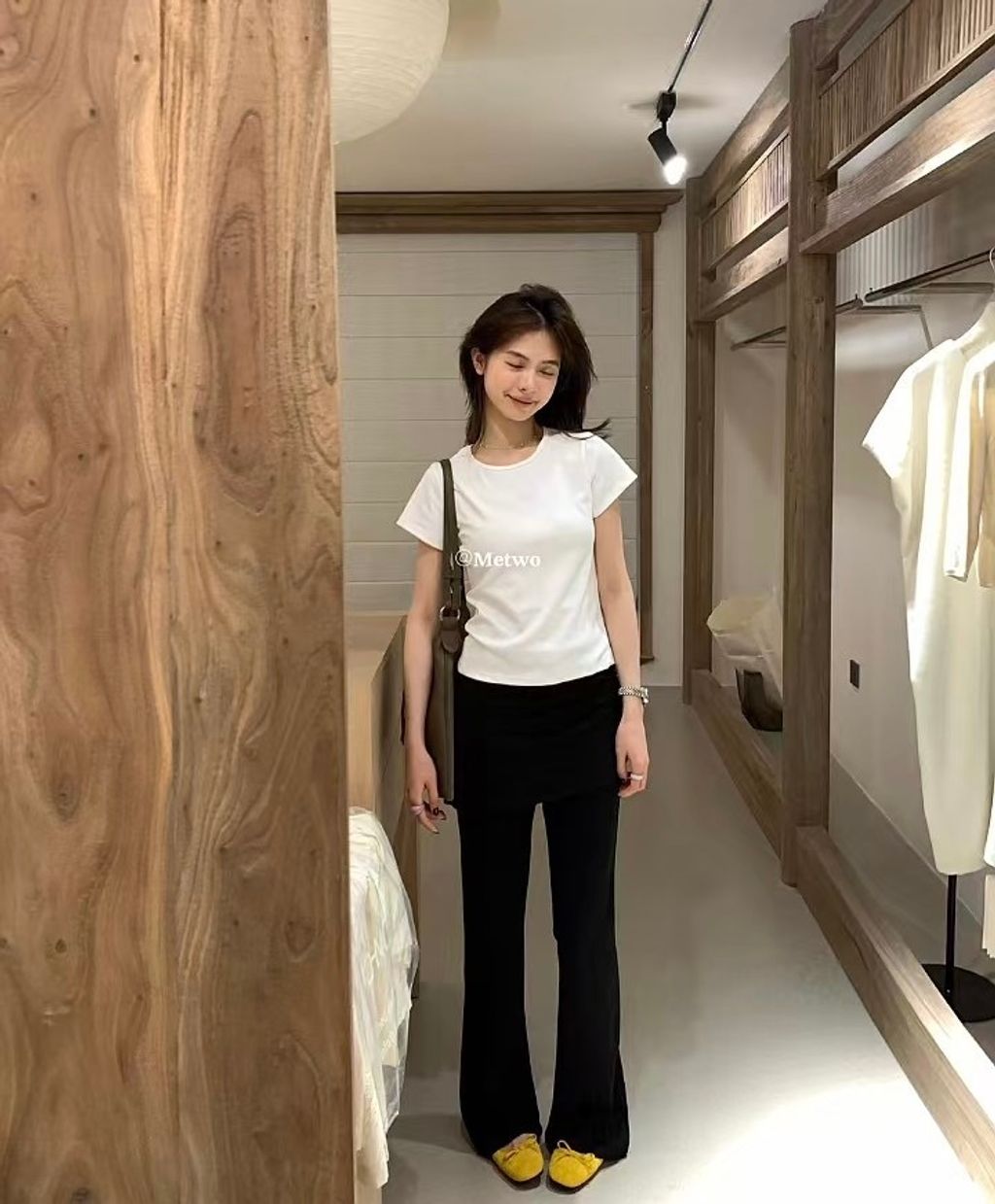 A09678C1-BDFA-4B5E-9CB3-FB346DAF4EEC