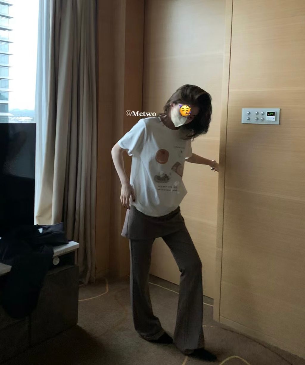 9E4B8760-3A93-4F22-B9FB-F05901FD918A