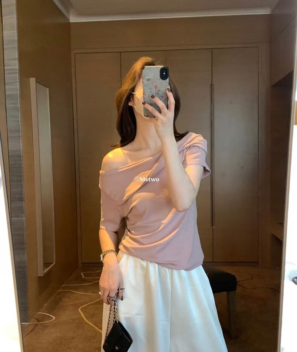 B9519614-9F90-40F3-99F4-2D757B00ED7E