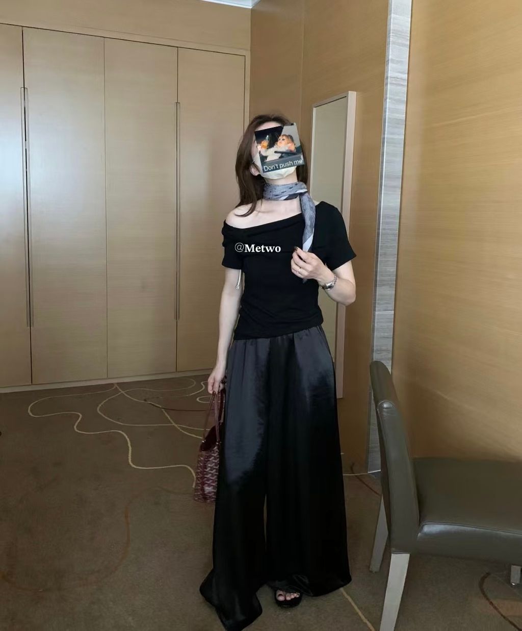 C7112DE1-CAB1-4D18-A2D6-45558584F51A