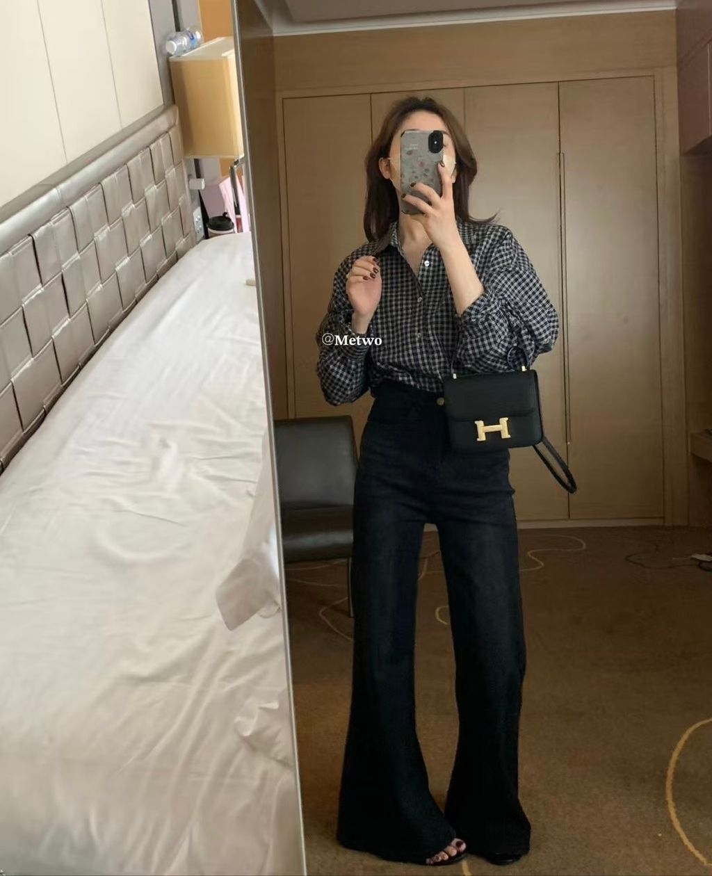 85B9BCEB-0A7E-43DA-9AF7-166E0E5FA37C