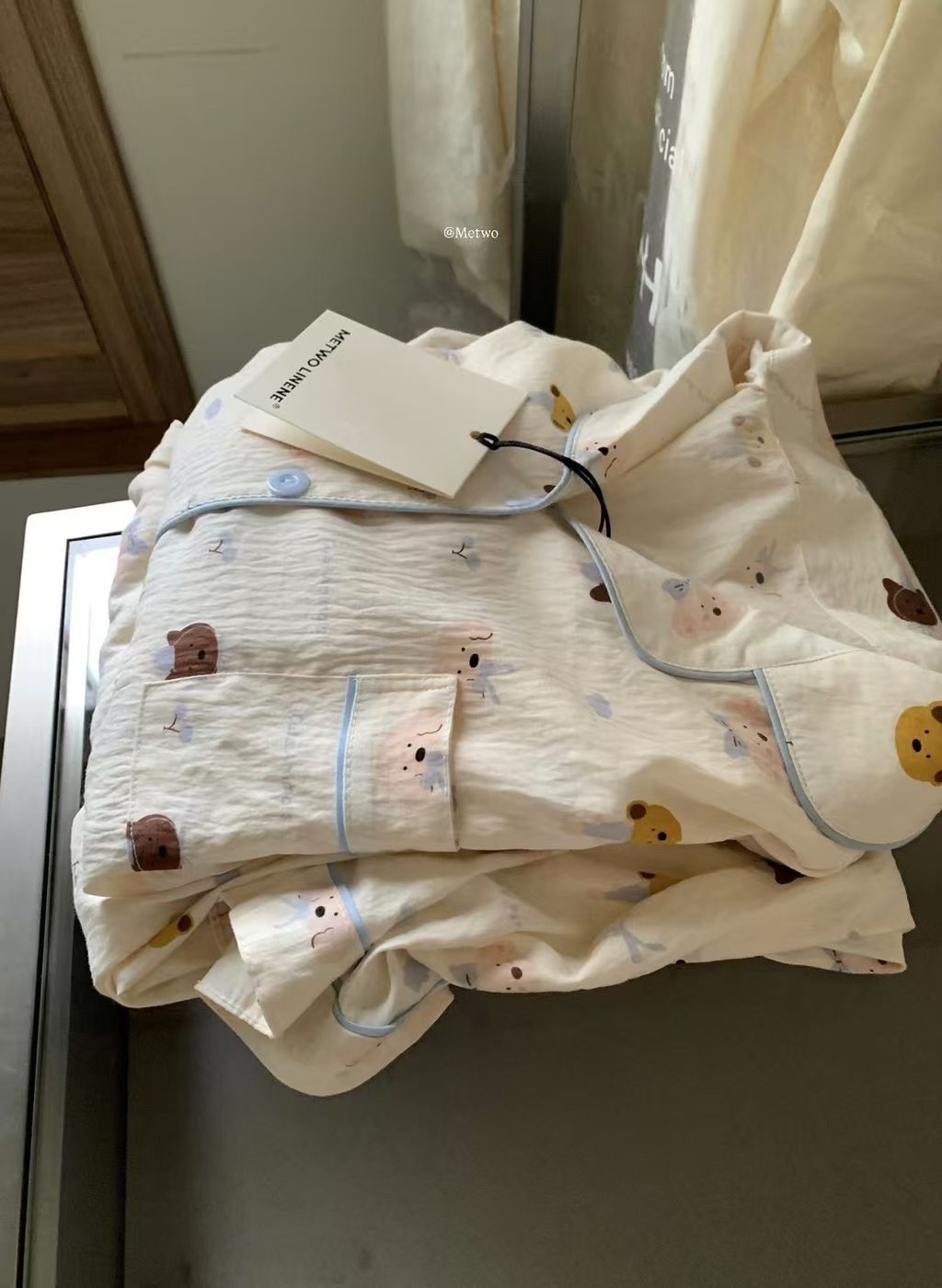 949BE2B6-74F3-471A-BE61-3A1BE55FA4C3