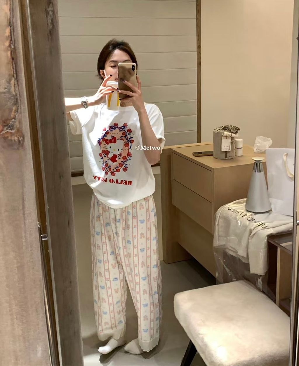 71109CC4-BB7D-4F1B-A81C-ED7E2186A168